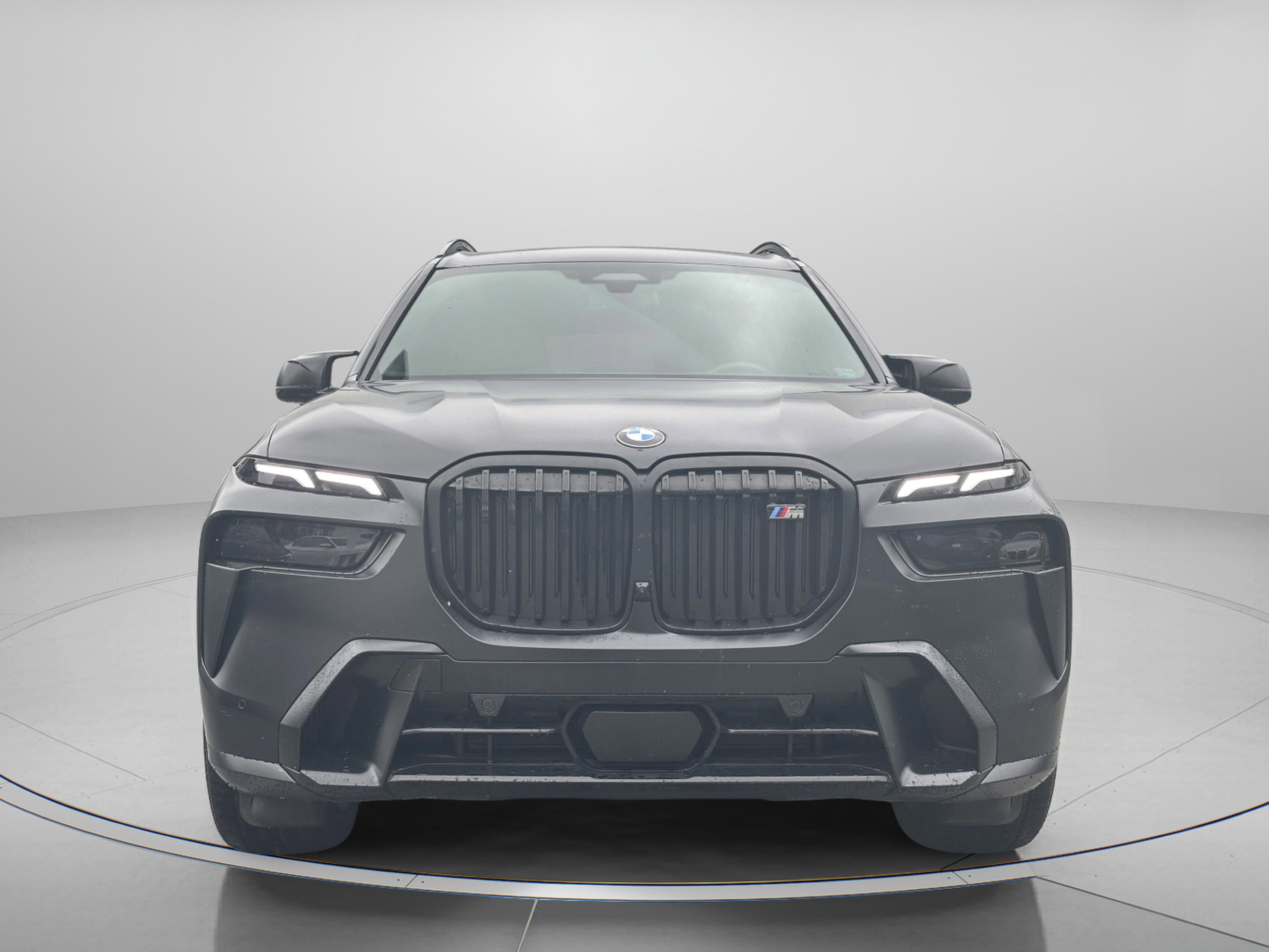 Used 2024 BMW X7 M60i image 5