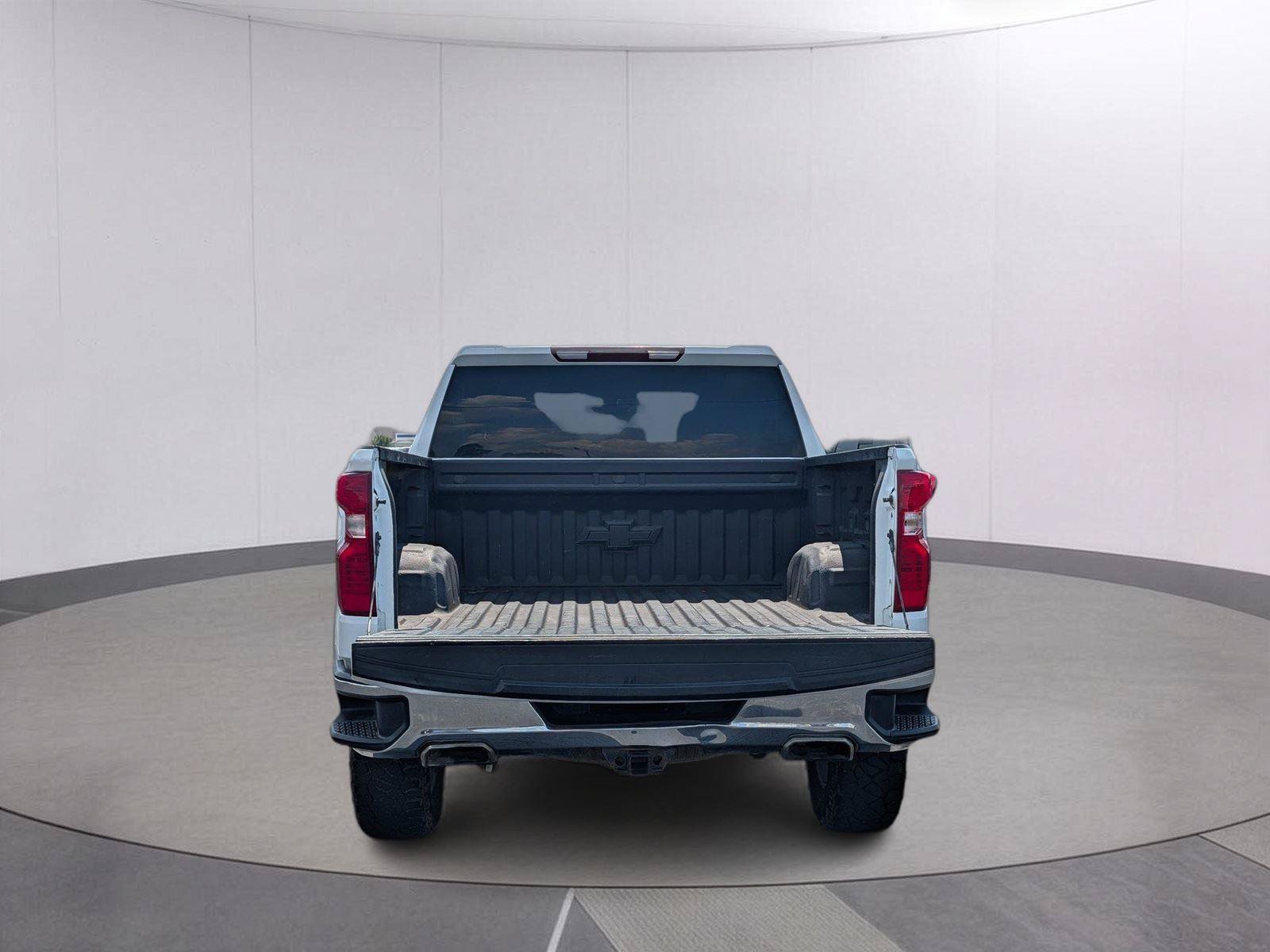 Used 2020 Chevrolet Silverado 1500 LT w/ Texas Edition AWD/4WD image 5