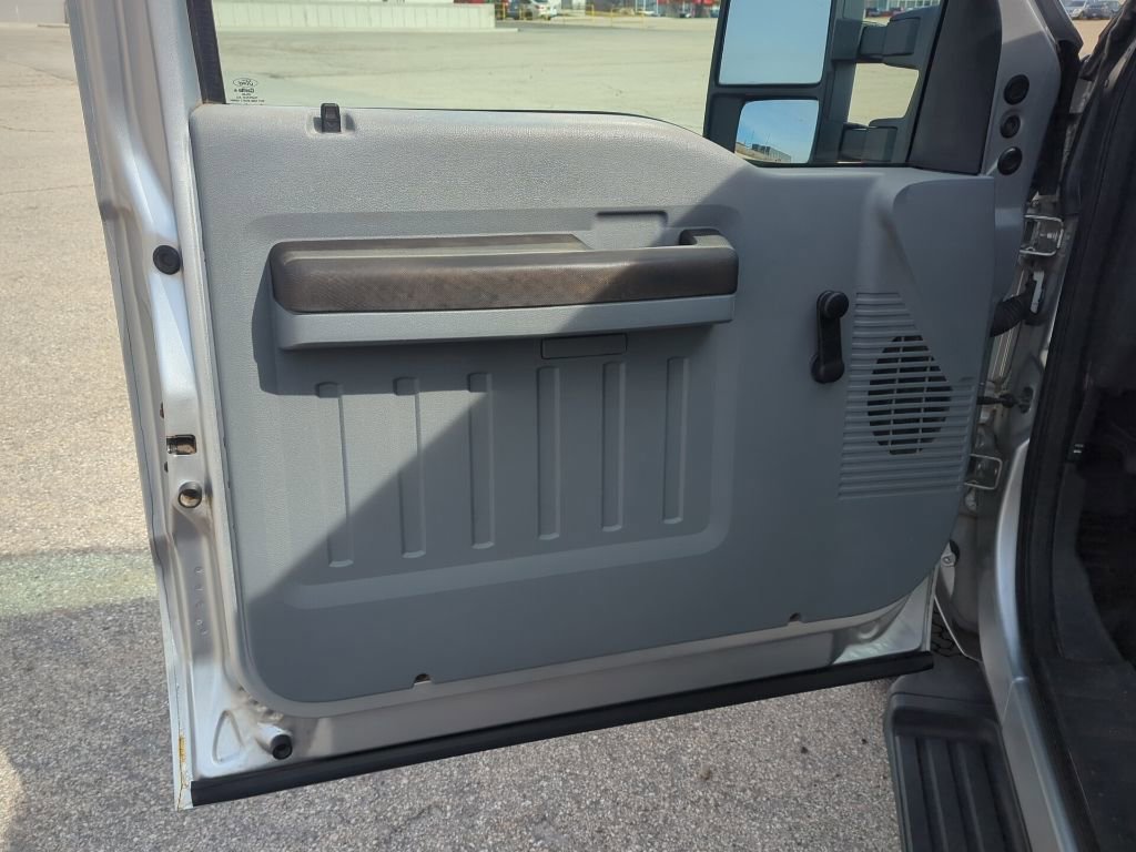 Used 2015 Ford F350 XL image 16