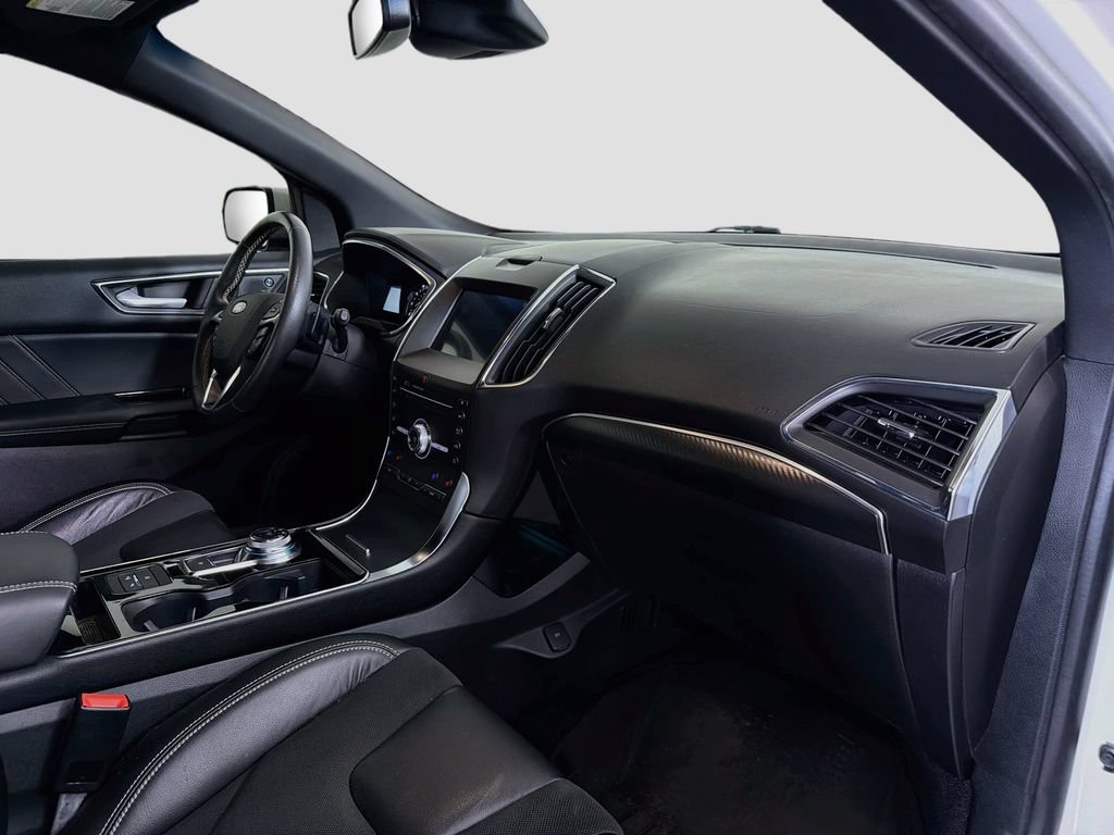 Used 2019 Ford Edge ST w/ Equipment Group 401A AWD/4WD image 34