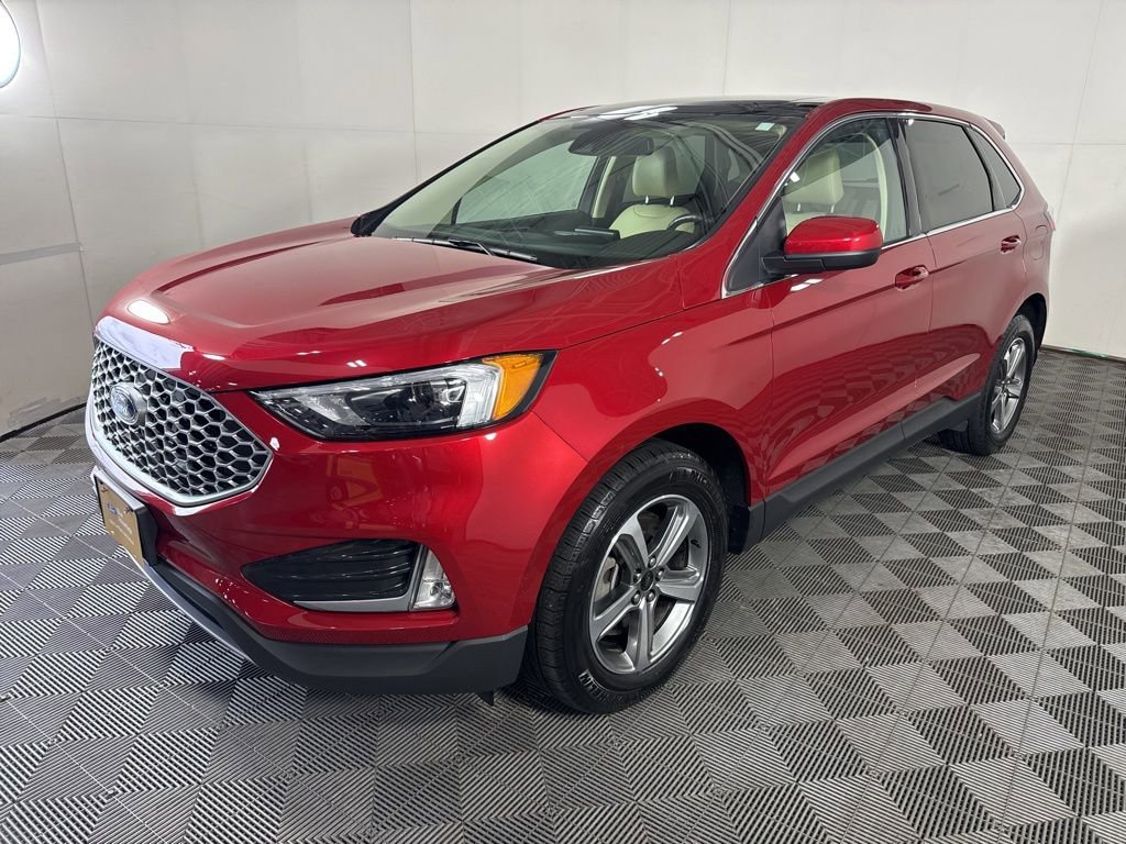 Certified 2024 Ford Edge SEL w/ Convenience Package AWD/4WD image 5
