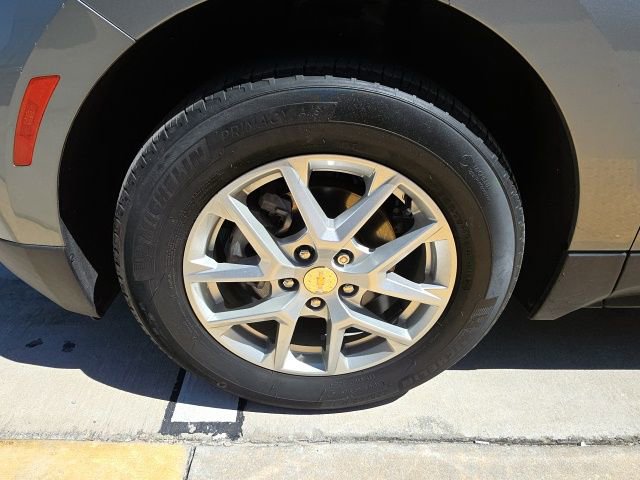 Used 2023 Chevrolet Equinox LS image 10
