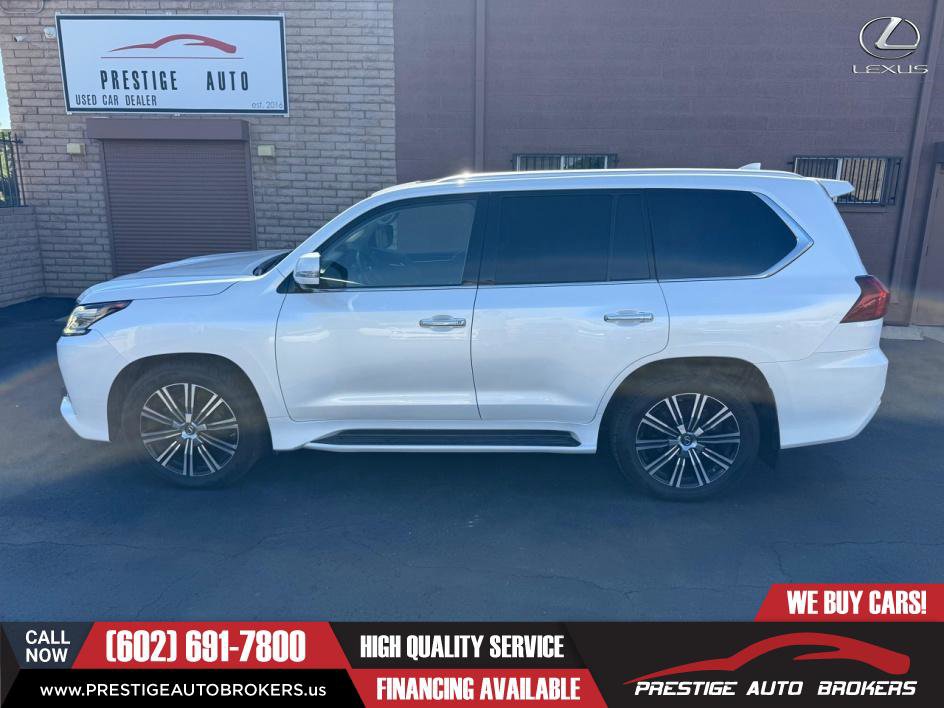 Used 2018 Lexus LX 570 4WD w/ Luxury Package image 1