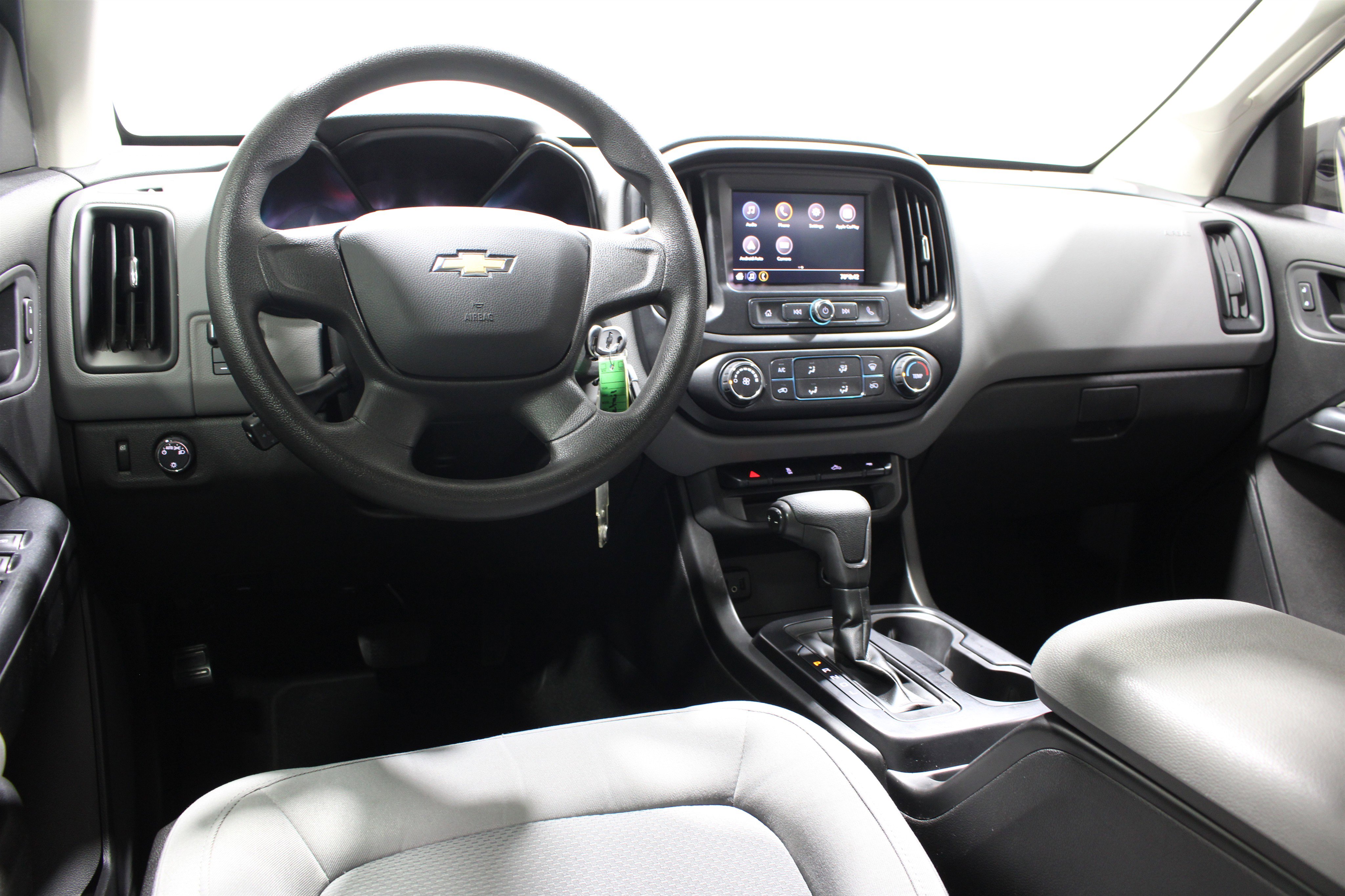 Used 2021 Chevrolet Colorado W/T image 2