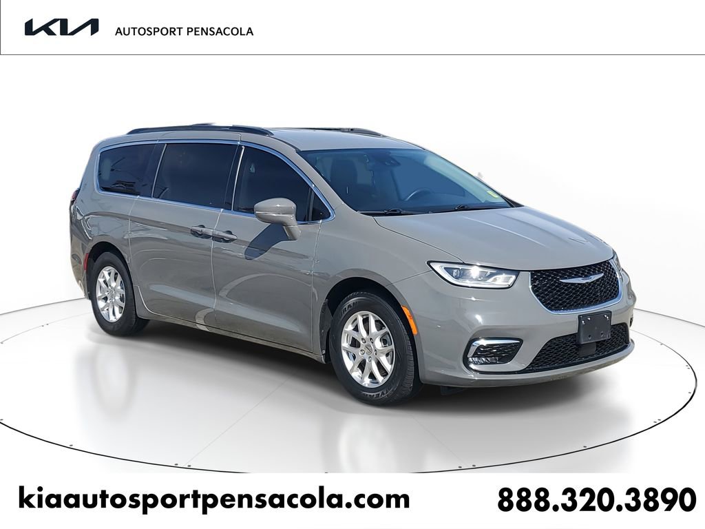 Used 2022 Chrysler Pacifica Touring-L video 1