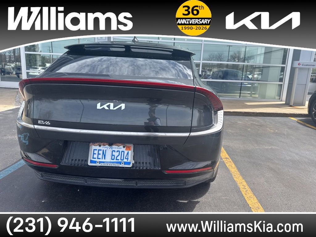 Used 2022 Kia EV6 Wind AWD/4WD image 12