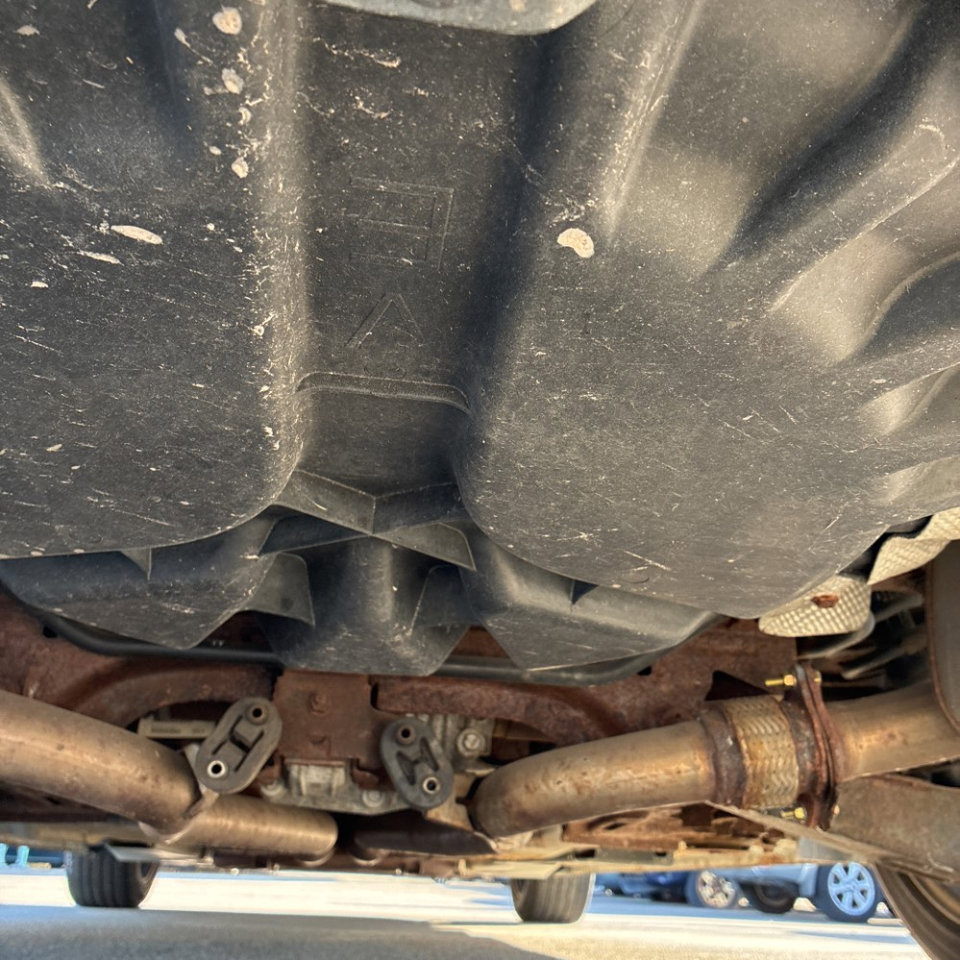 Used 2009 Pontiac G8 w/ Comfort And Sound Package image 24