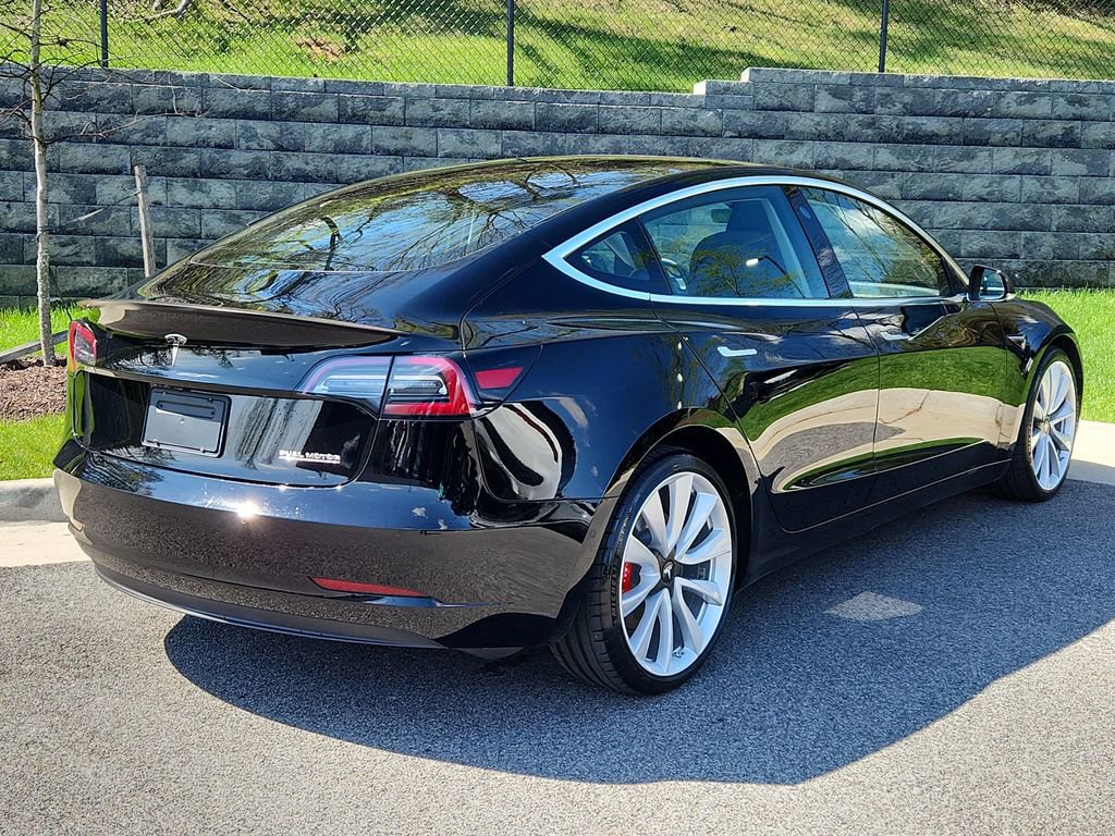 Used 2019 Tesla Model 3 image 2