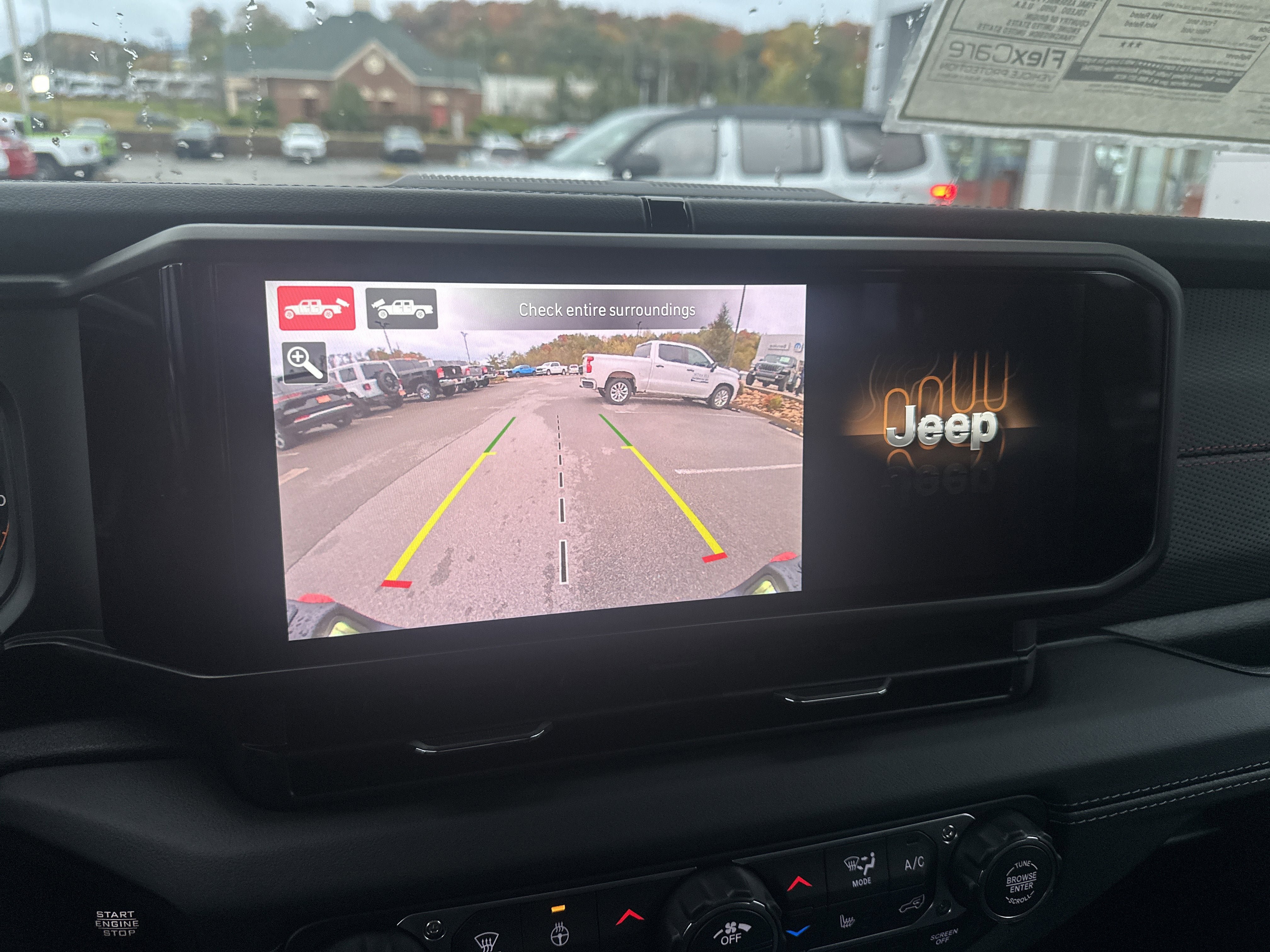 New 2026 Jeep Gladiator Rubicon w/ Technology Group AWD/4WD image 35