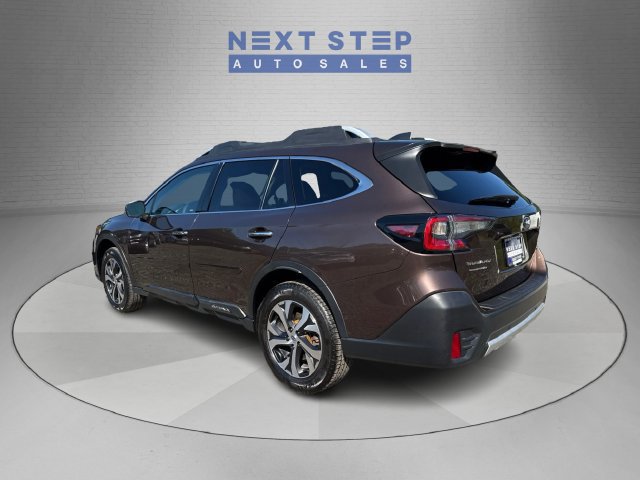 Used 2021 Subaru Outback Touring XT AWD/4WD image 5