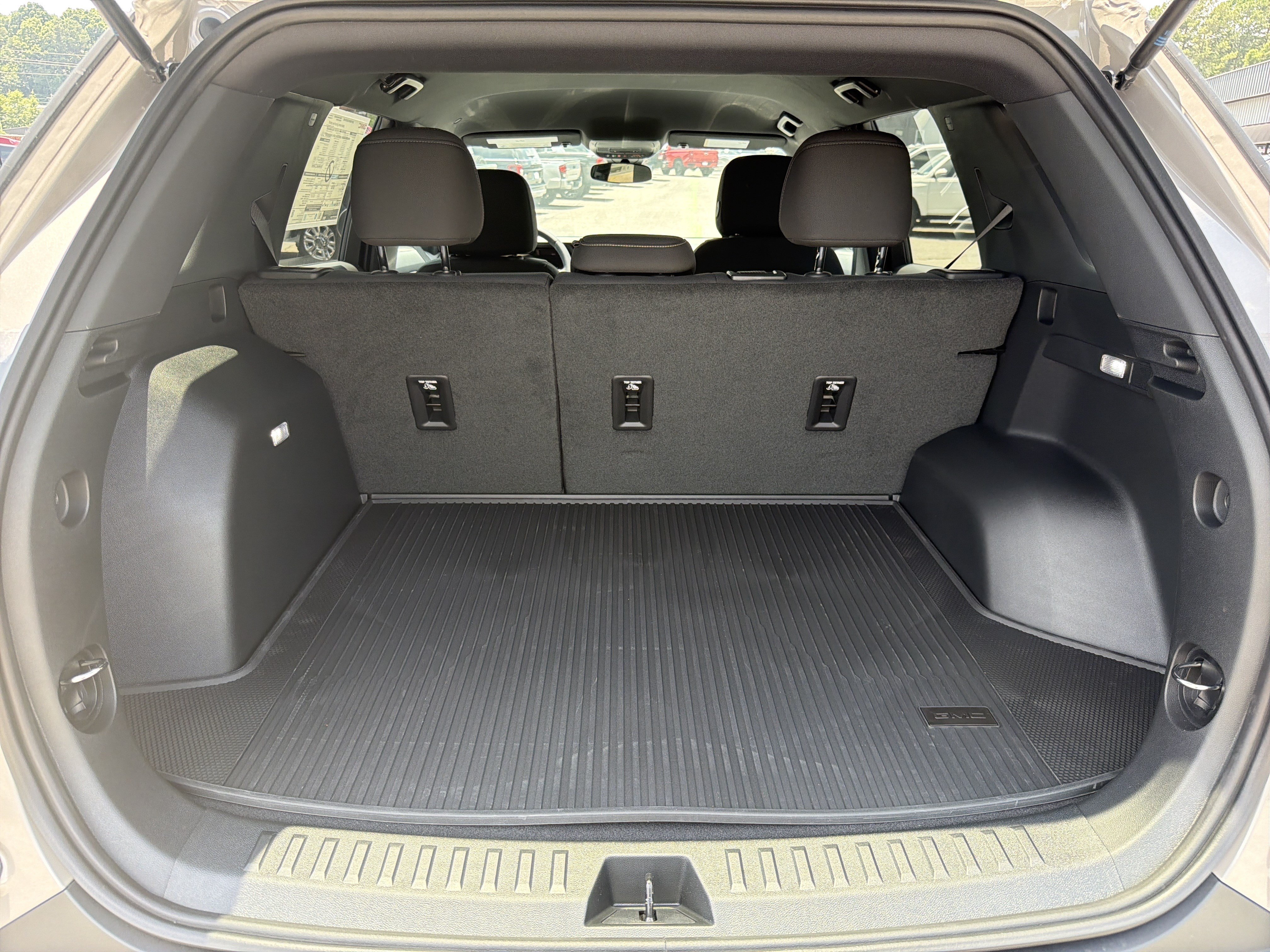 New 2026 GMC Terrain Elevation w/ LPO, Floor Liner Package FWD image 19