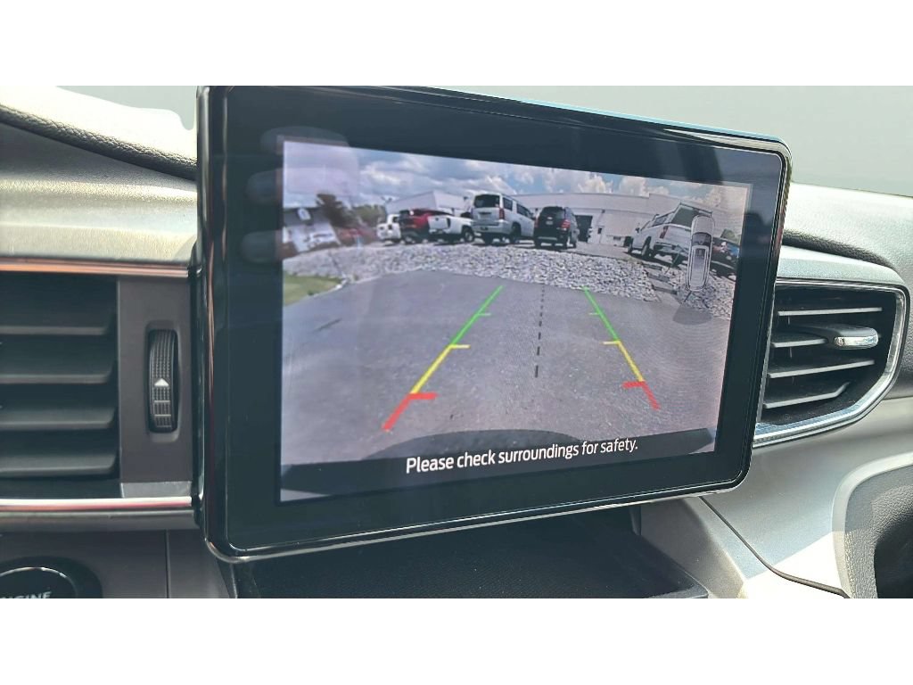 Used 2023 Ford Explorer XLT w/ Equipment Group 202A AWD/4WD image 20