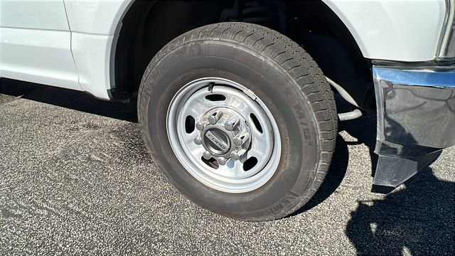 Used 2022 Ford F250 XL w/ Power Equipment Group image 10