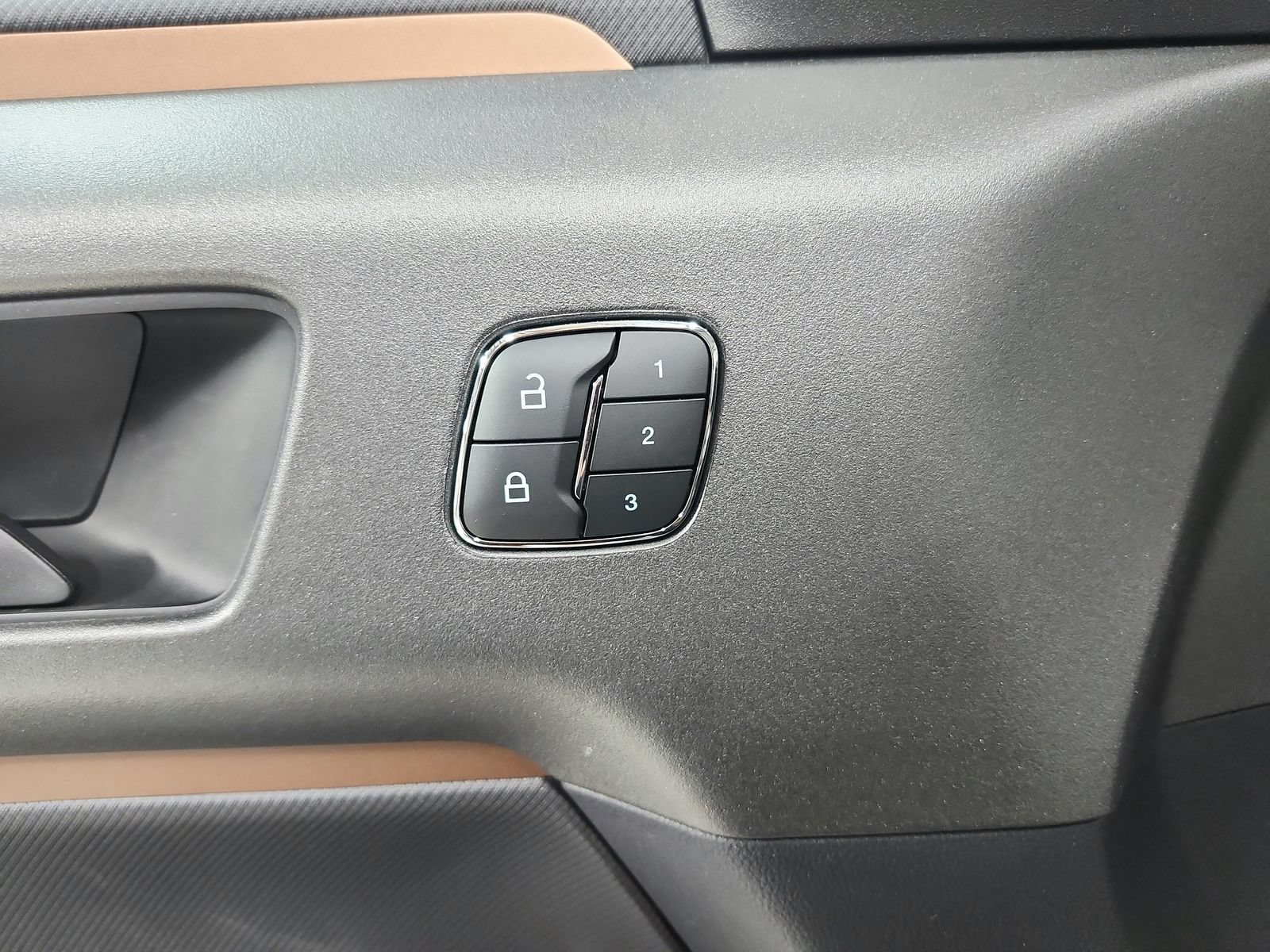 New 2026 Ford Bronco Sport Outer Banks w/ Outer Banks Tech Package+ AWD/4WD image 36