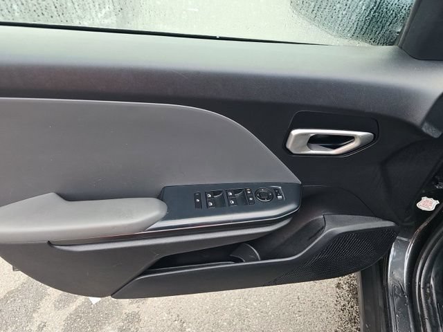 Used 2025 Kia K4 FWD image 16