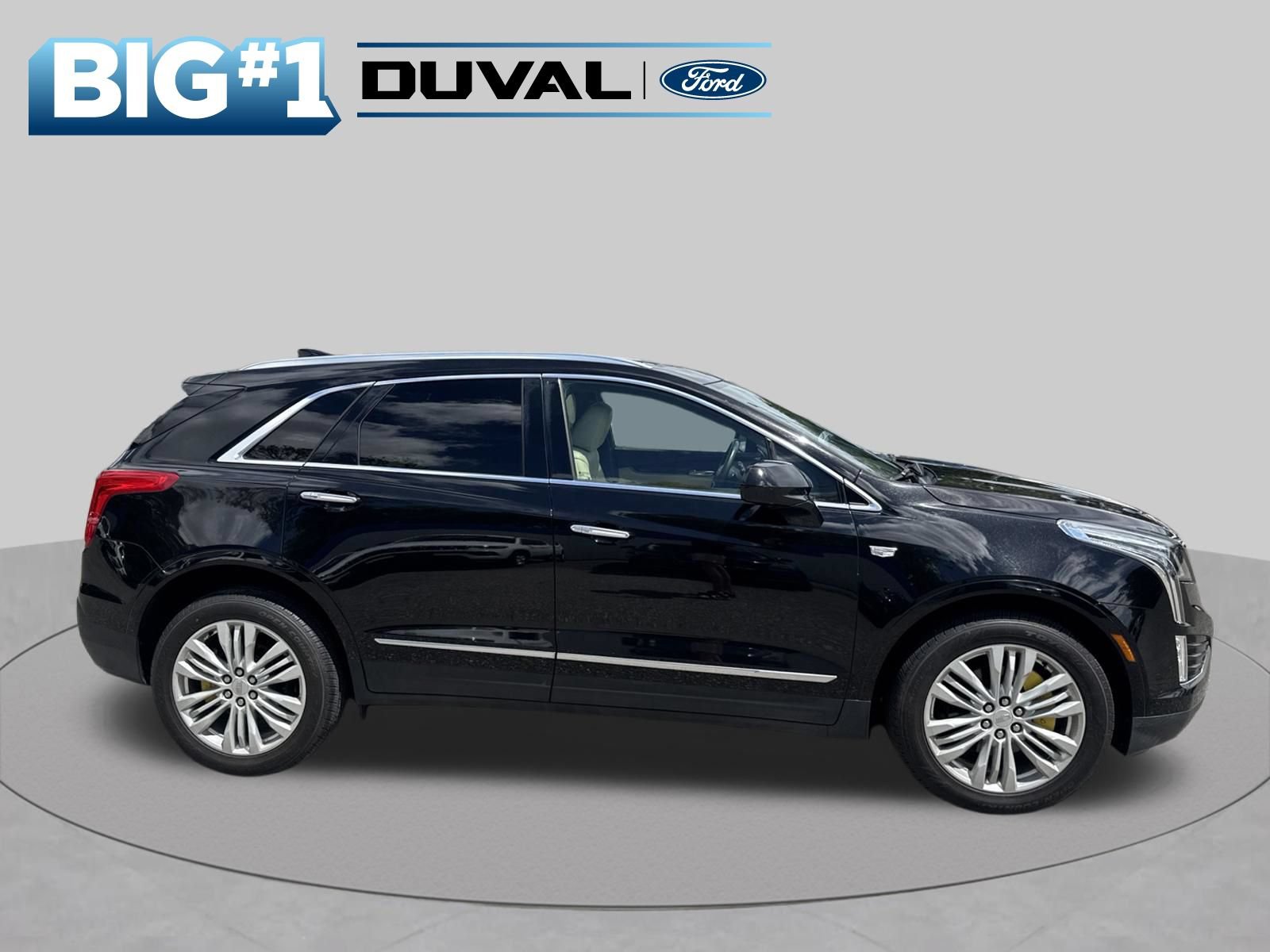 Used 2018 Cadillac XT5 Premium Luxury FWD image 6