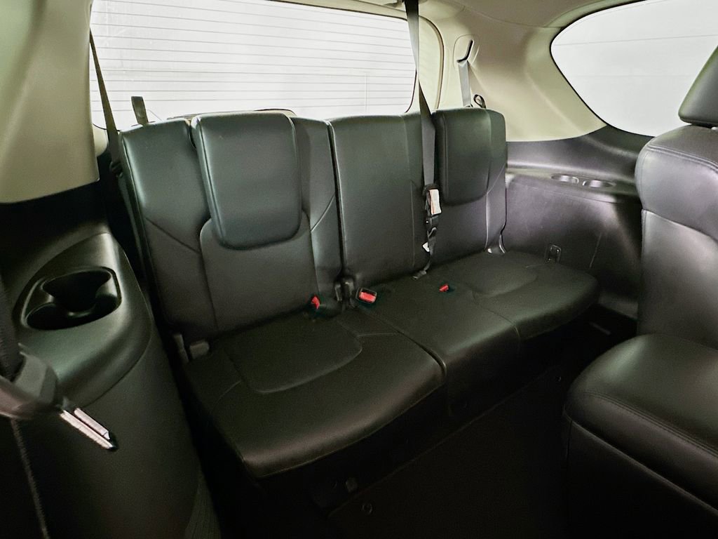 Used 2023 Nissan Armada SL w/ Captain's Chairs Package image 13