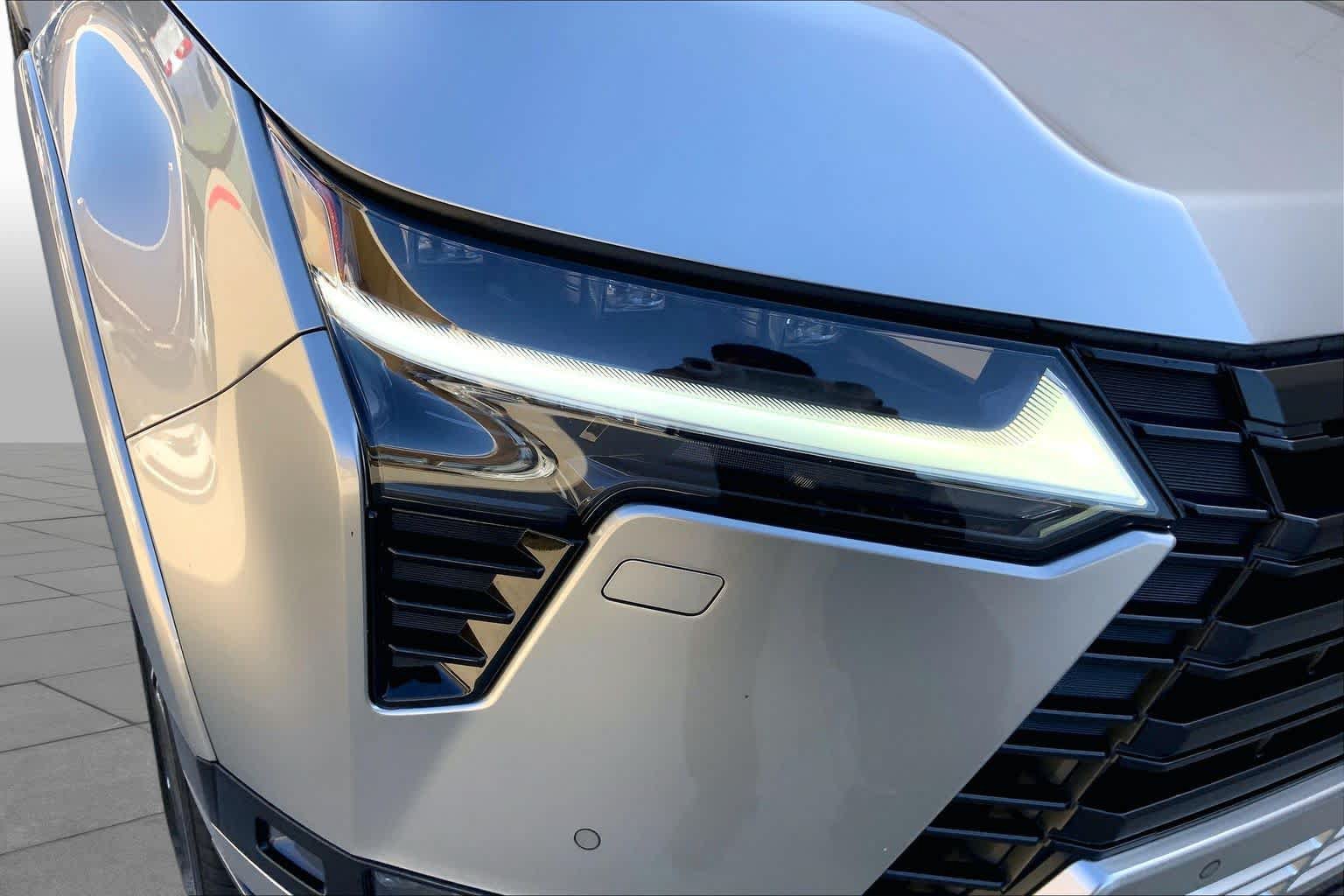Used 2025 Lexus GX 550 w/ Accessory Package (2T) AWD/4WD image 27