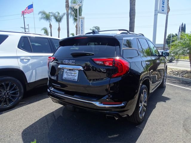Used 2018 GMC Terrain Denali w/ Advanced Safety Package image 4