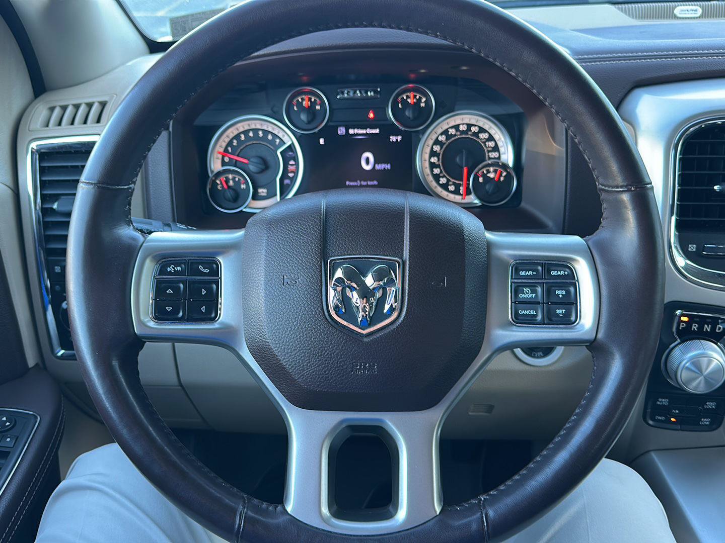Used 2017 RAM 1500 Laramie w/ Convenience Group AWD/4WD image 20
