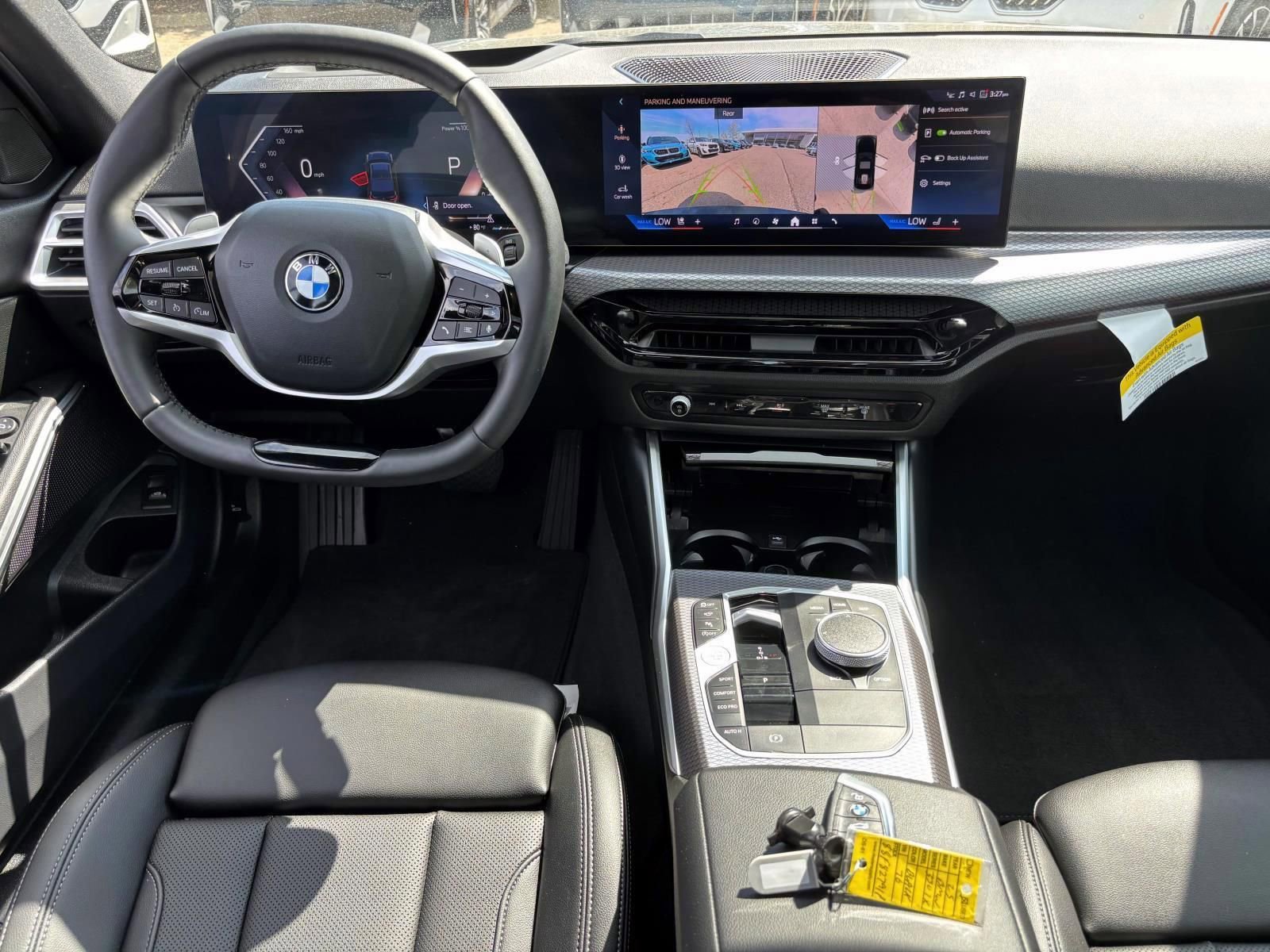 Used 2025 BMW 330i xDrive Sedan AWD/4WD image 29