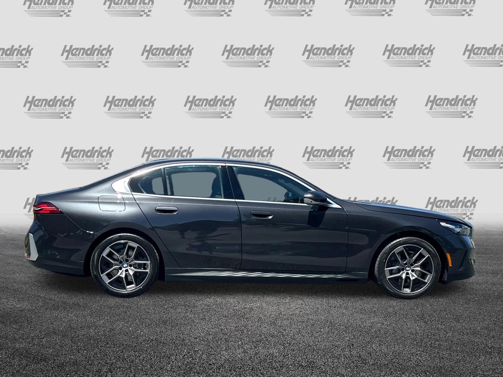 New 2026 BMW i5 eDrive40 RWD image 5
