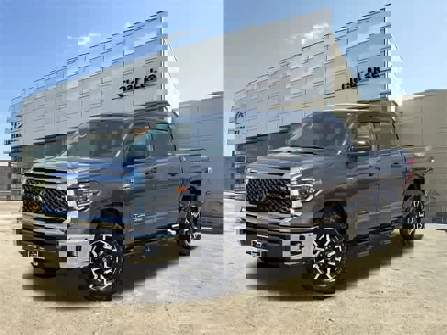 Used 2020 Toyota Tundra SR5 video 1