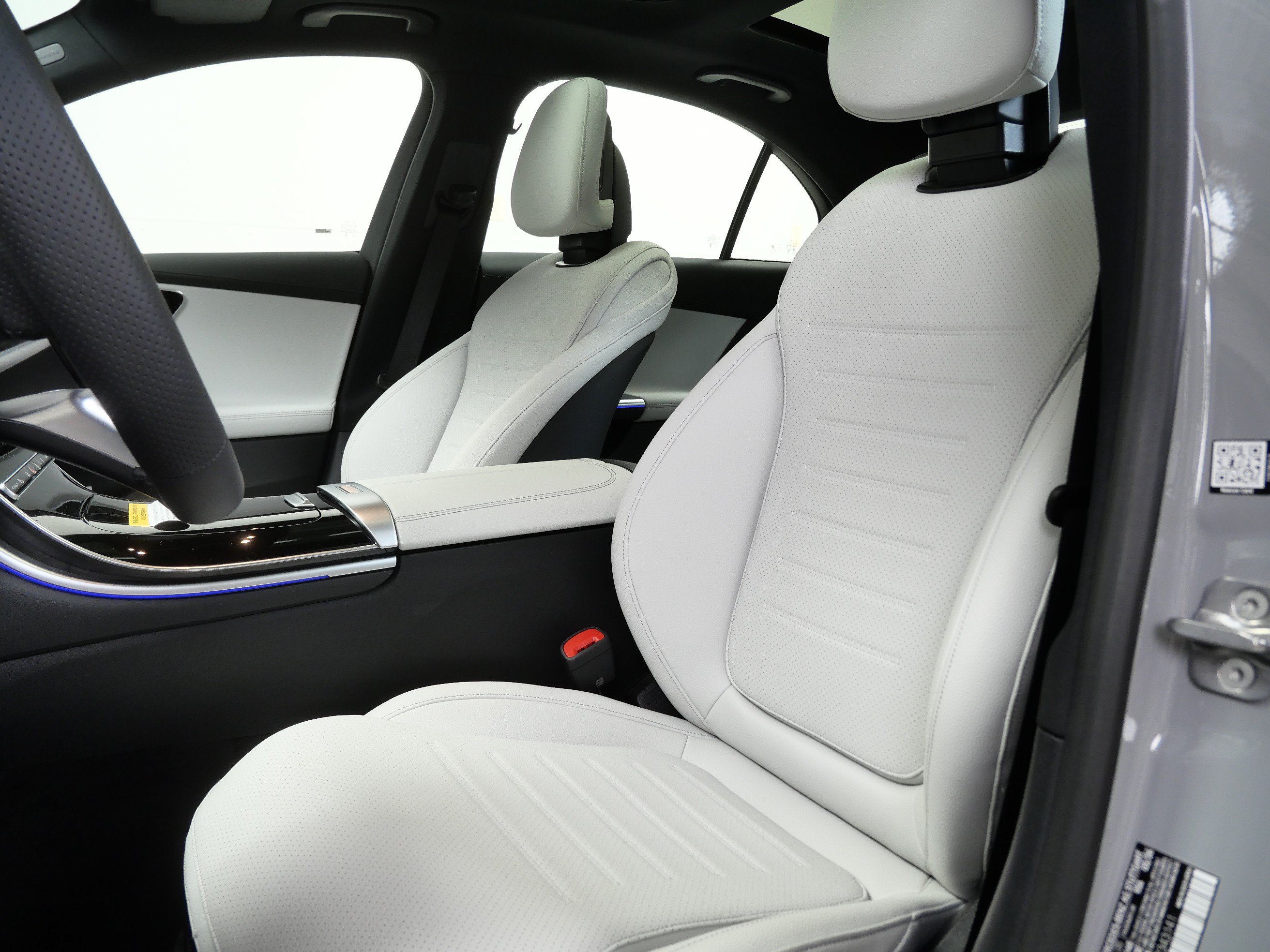 New 2026 Mercedes-Benz C 300 4MATIC Sedan image 8