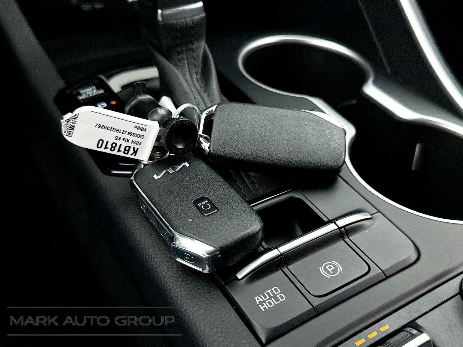 Used 2024 Kia K5 GT-Line w/ GT-Line Premium Package FWD image 38