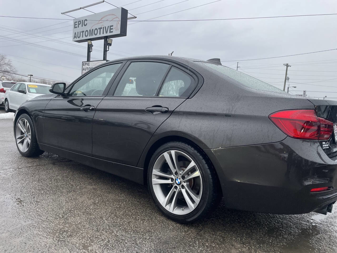 Used 2016 BMW 328i Sedan image 3
