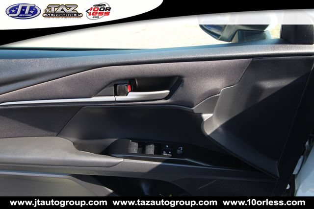 Used 2025 Toyota Camry LE FWD image 13
