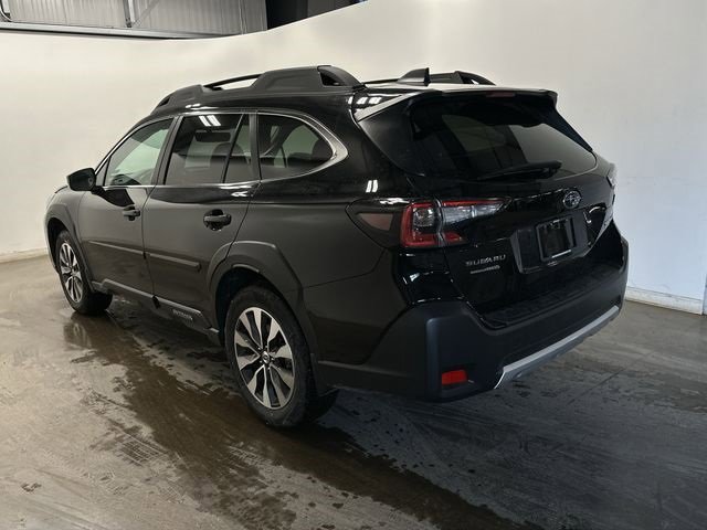 Certified 2025 Subaru Outback Limited image 34