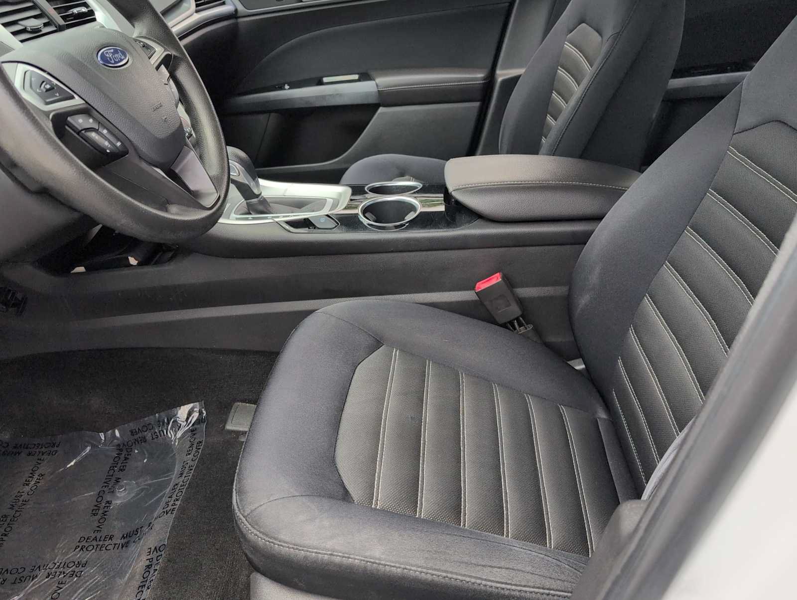 Used 2013 Ford Fusion SE FWD image 16