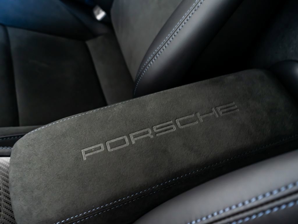 Used 2025 Porsche 718 Cayman GT4 RS image 19