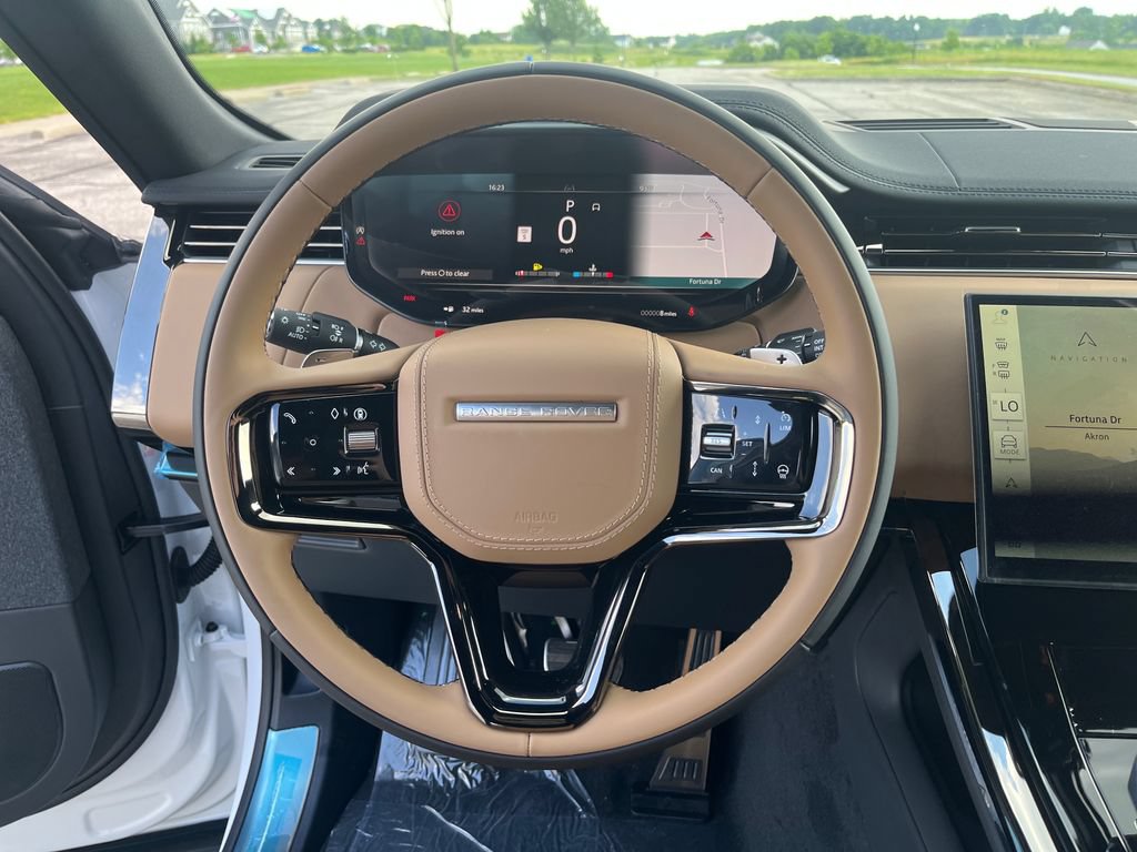 New 2026 Land Rover Range Rover Sport Dynamic SE AWD/4WD image 14