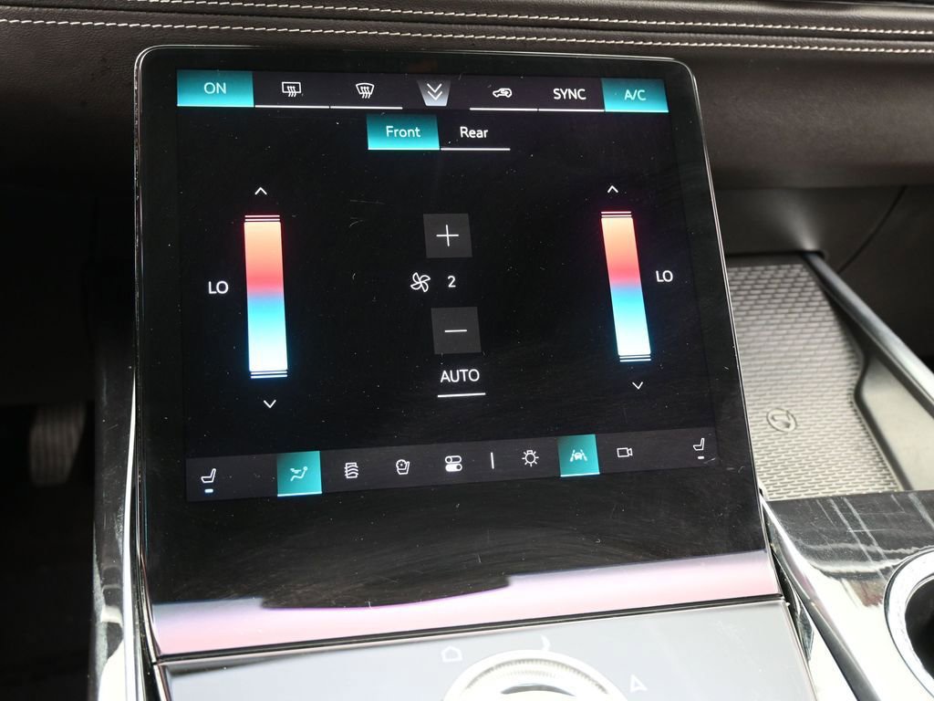 Used 2025 Cadillac Escalade ESV Sport w/ Touring Package image 35