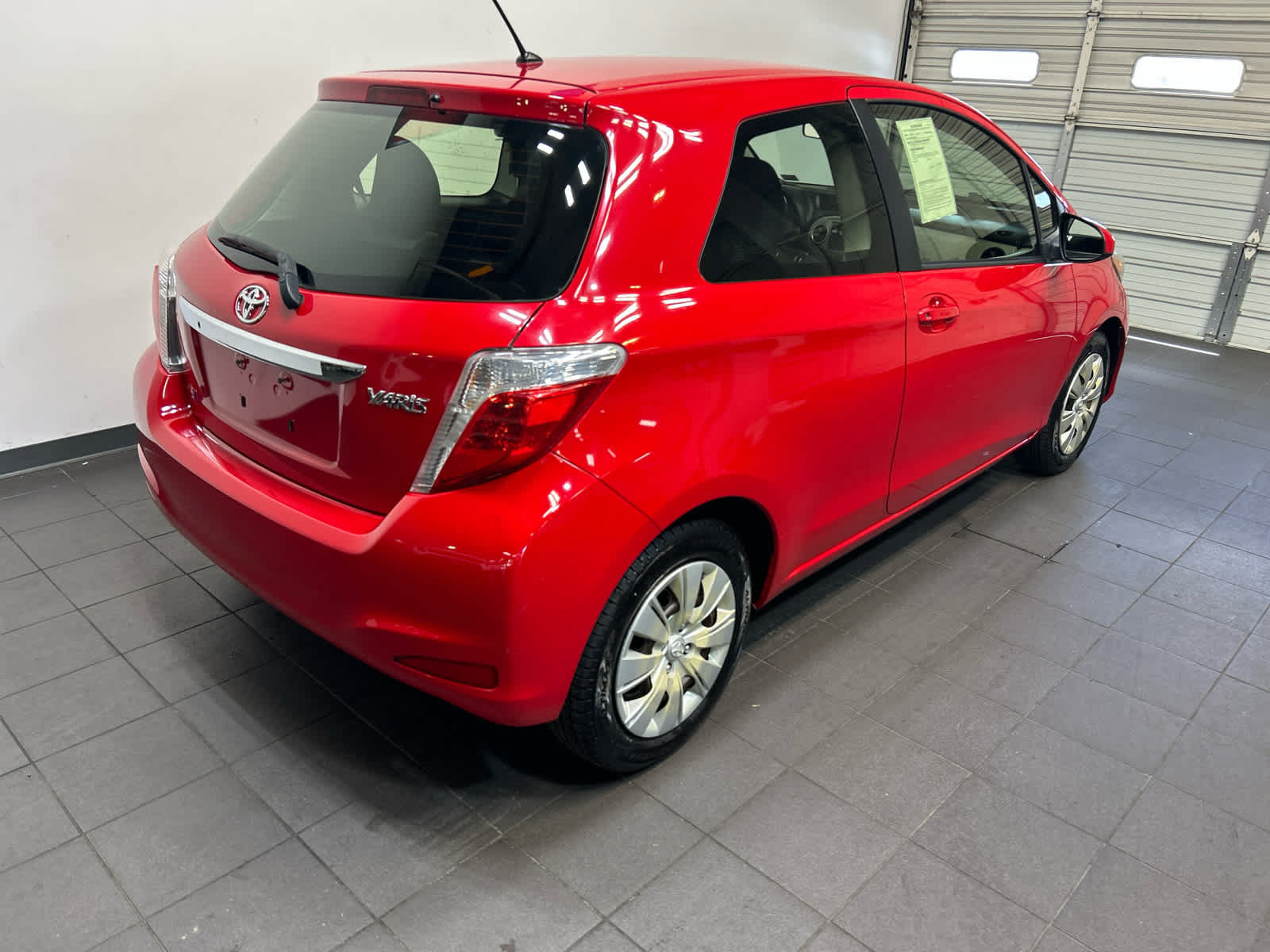 Used 2012 Toyota Yaris L w/ Preferred Accessory Pkg FWD image 3