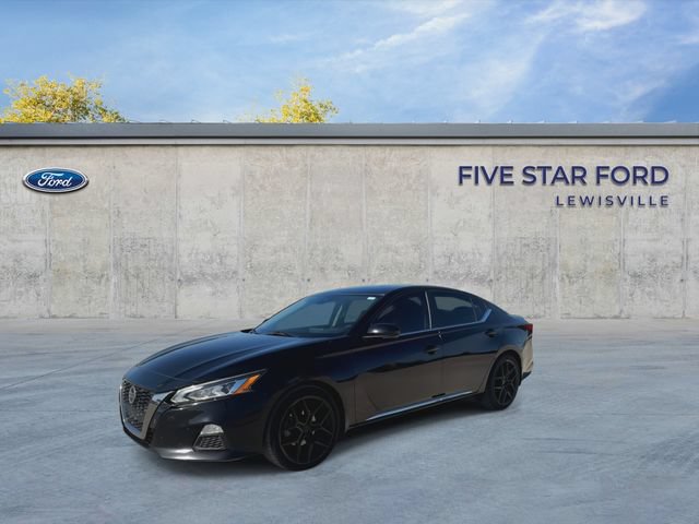 Used 2020 Nissan Altima 2.5 SR w/ Premium Package FWD image 4