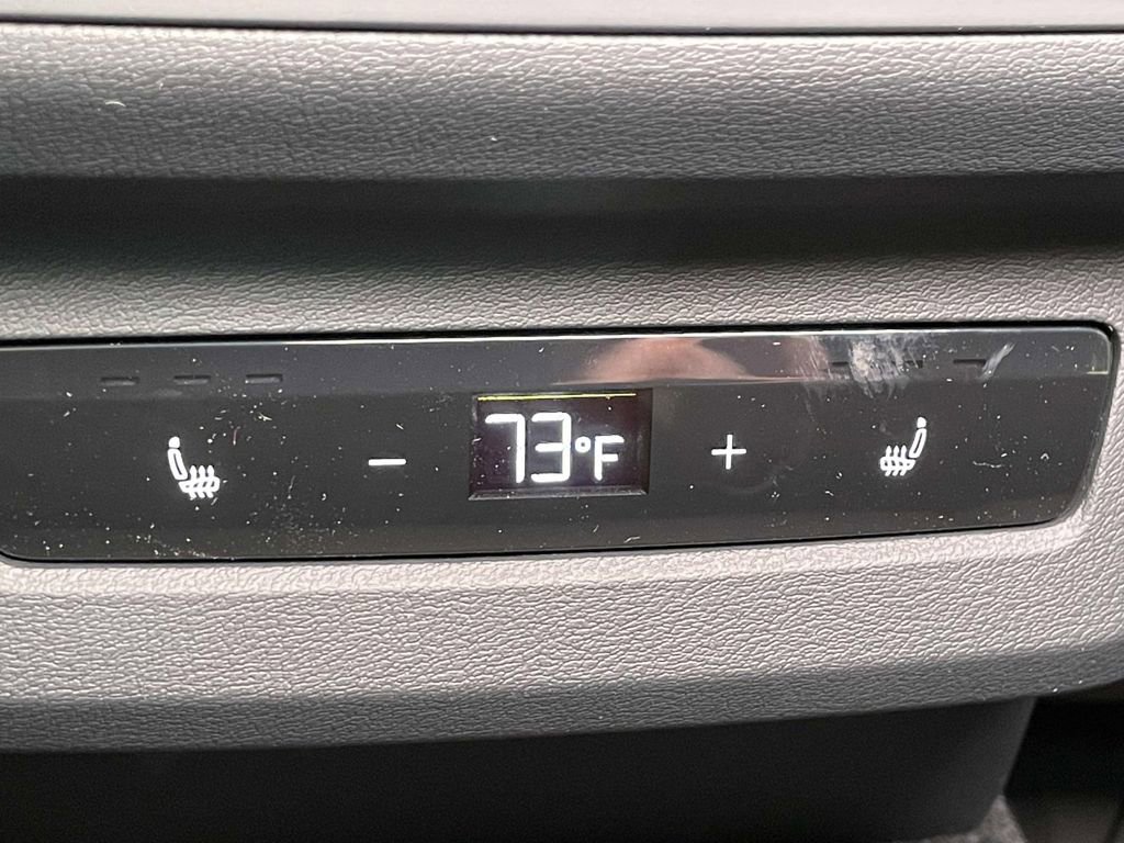 New 2025 Audi SQ5 Prestige image 25