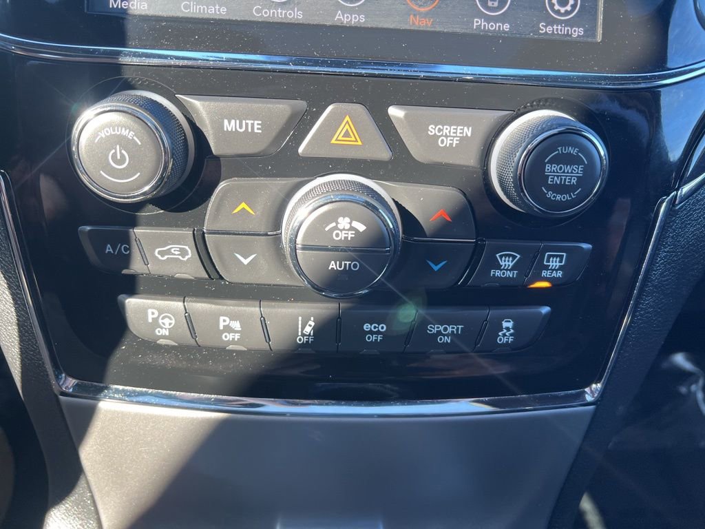 Certified 2021 Jeep Grand Cherokee Overland image 31