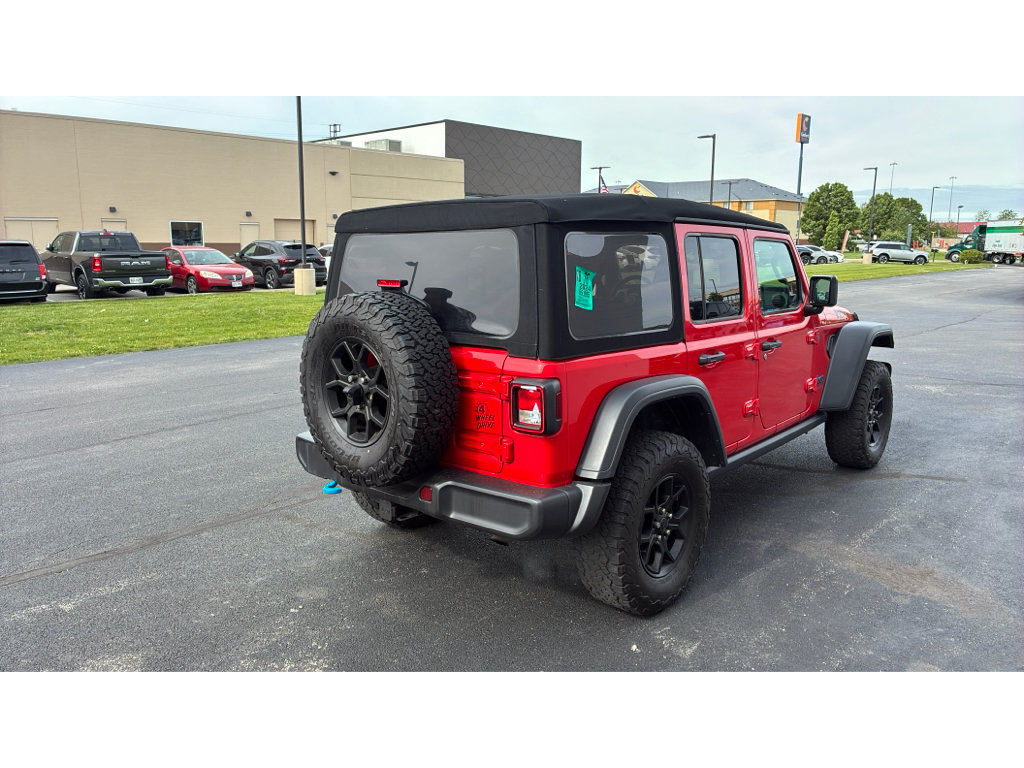 Used 2024 Jeep Wrangler Unlimited AWD/4WD image 6