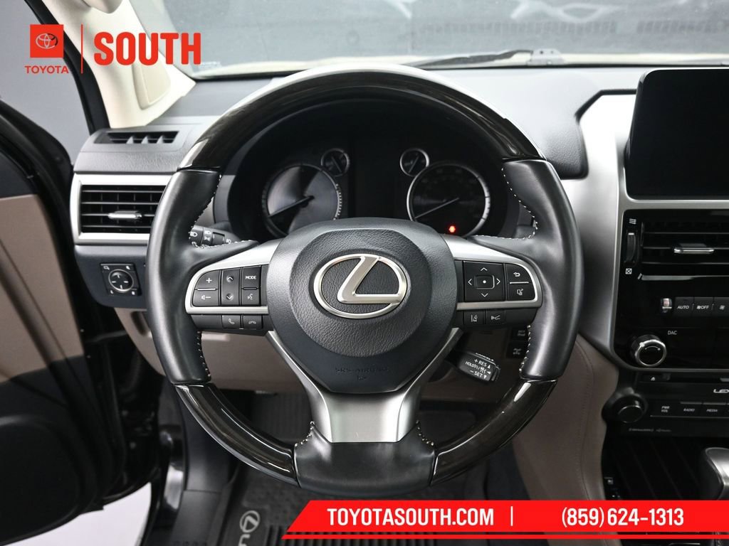 Used 2023 Lexus GX 460 Premium w/ Premium Package image 25