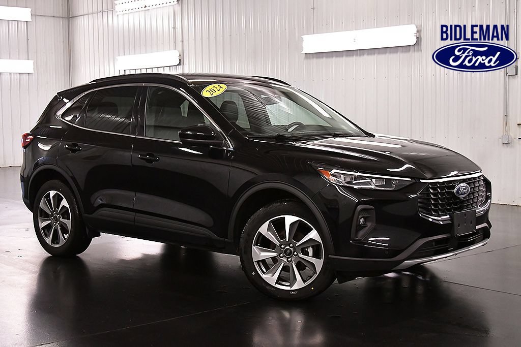Used 2024 Ford Escape Platinum AWD/4WD video 1