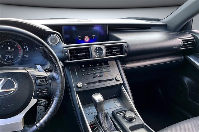 Used 2020 Lexus IS 300 F Sport image 9