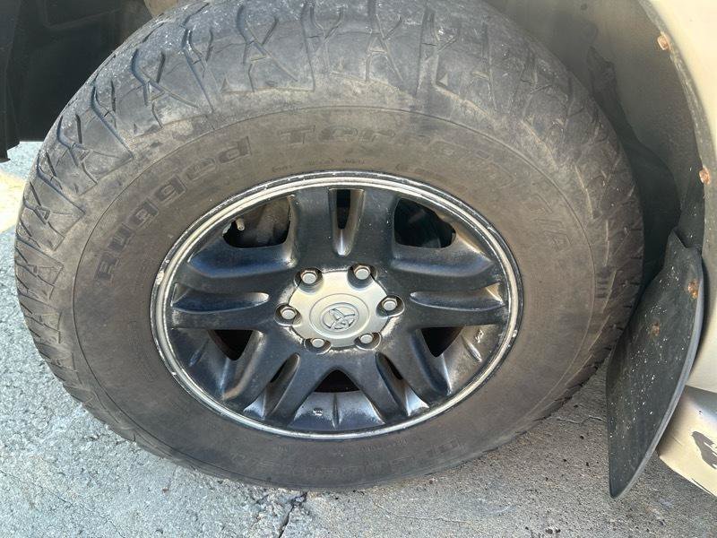 Used 2003 Toyota Sequoia SR5 RWD image 10