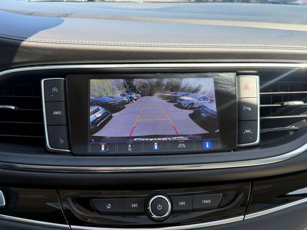 Used 2022 Buick Enclave Avenir image 21