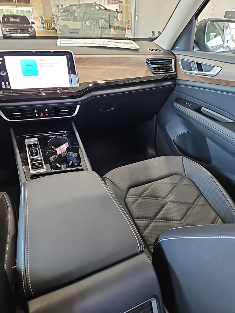 New 2026 Volkswagen Atlas SE image 26