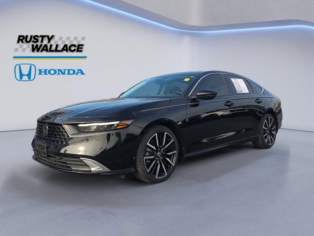 Used 2024 Honda Accord Touring image 1
