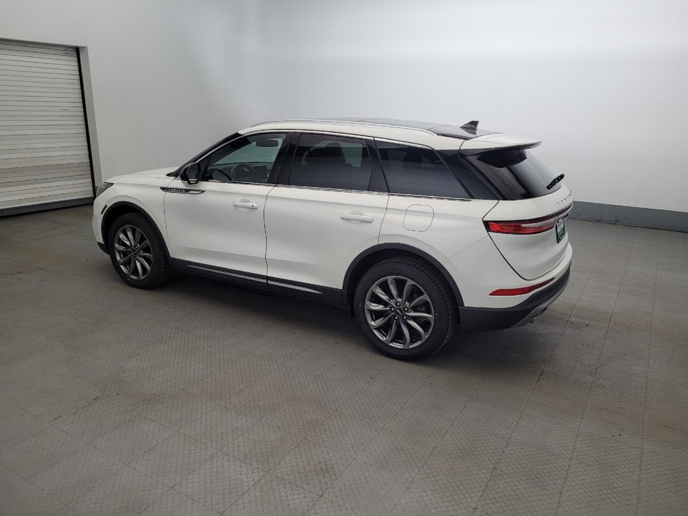Used 2020 Lincoln Corsair AWD w/ Premium Package image 3