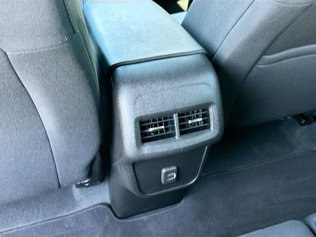 Used 2022 Chevrolet Equinox LS image 23